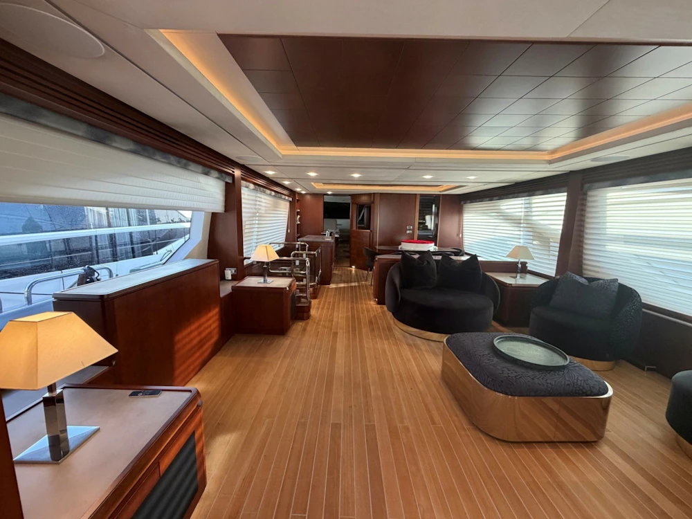 Azimut Flybridge Yacht For Sale