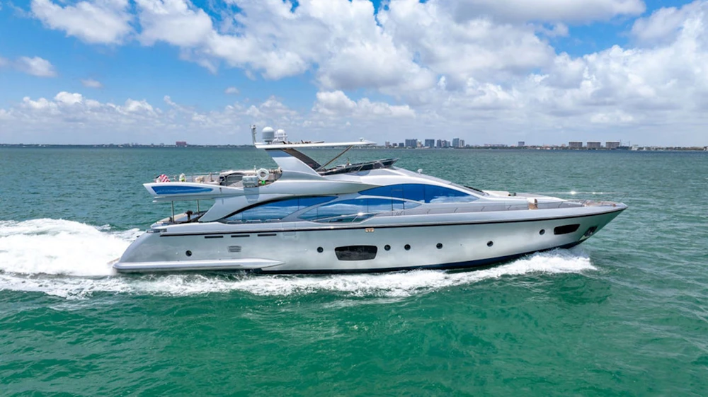 Azimut Flybridge Yacht For Sale