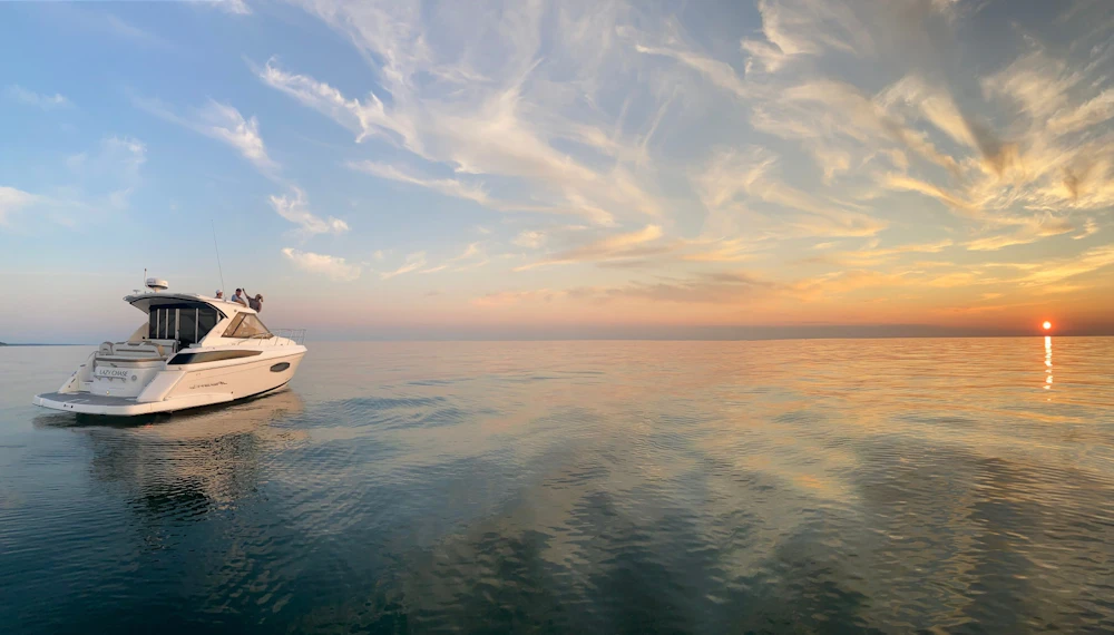 Regal 42 Sport Coupe Yacht For Sale