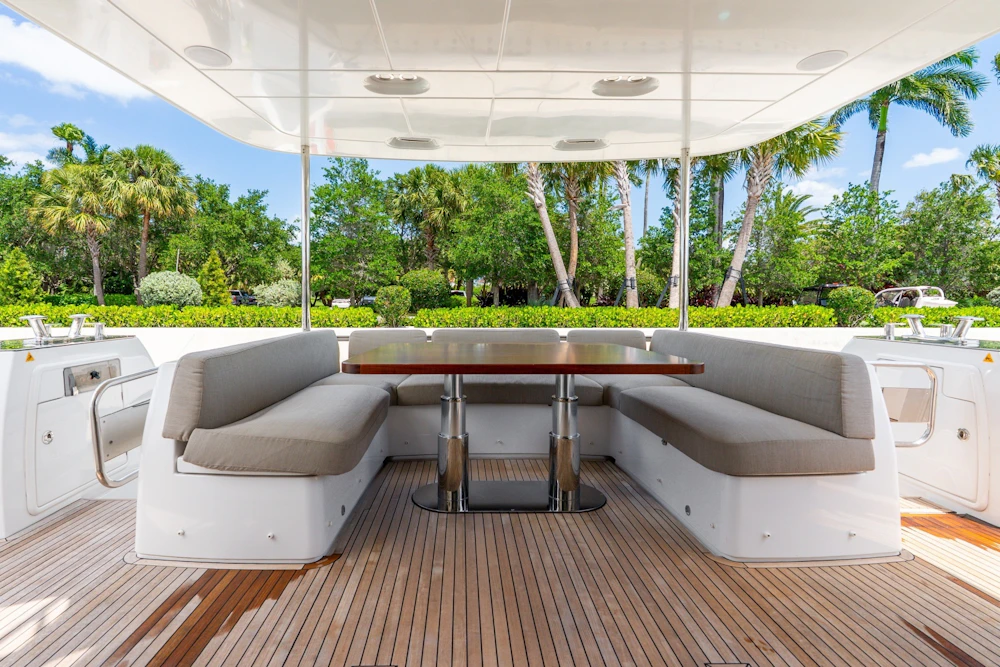 Azimut Magellano 66 Yacht For Sale