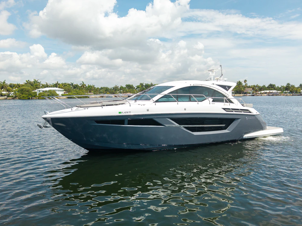 Cruisers Yachts 50 C Yacht For Sale