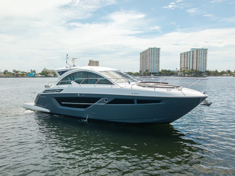 Cruisers Yachts 50 C Yacht For Sale