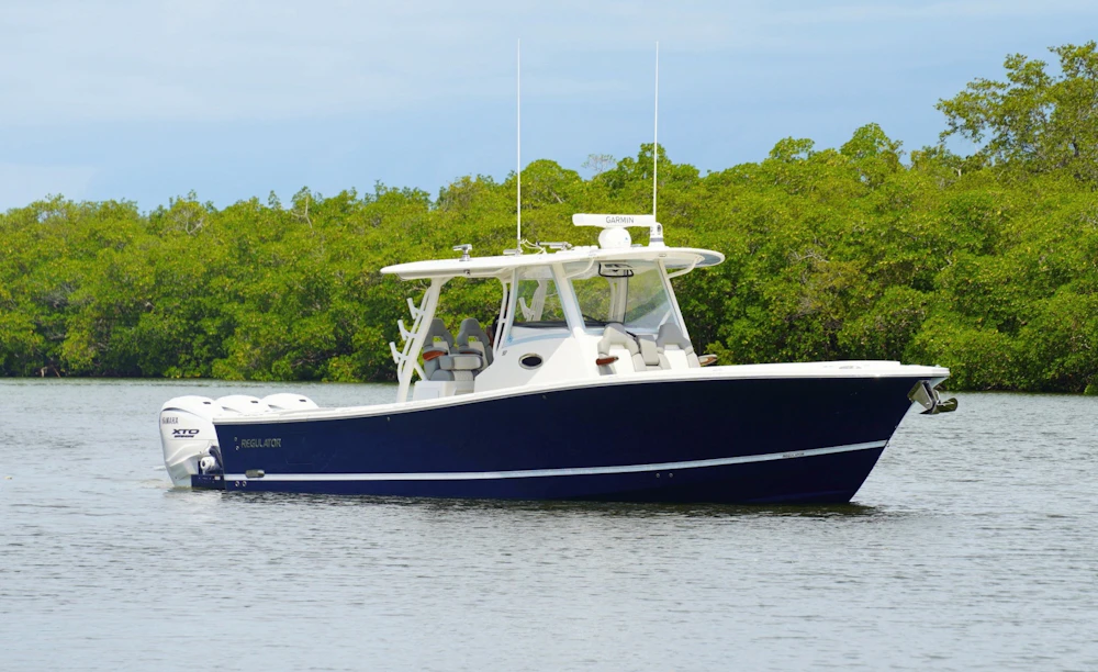 Regulator 37 Yacht For Sale