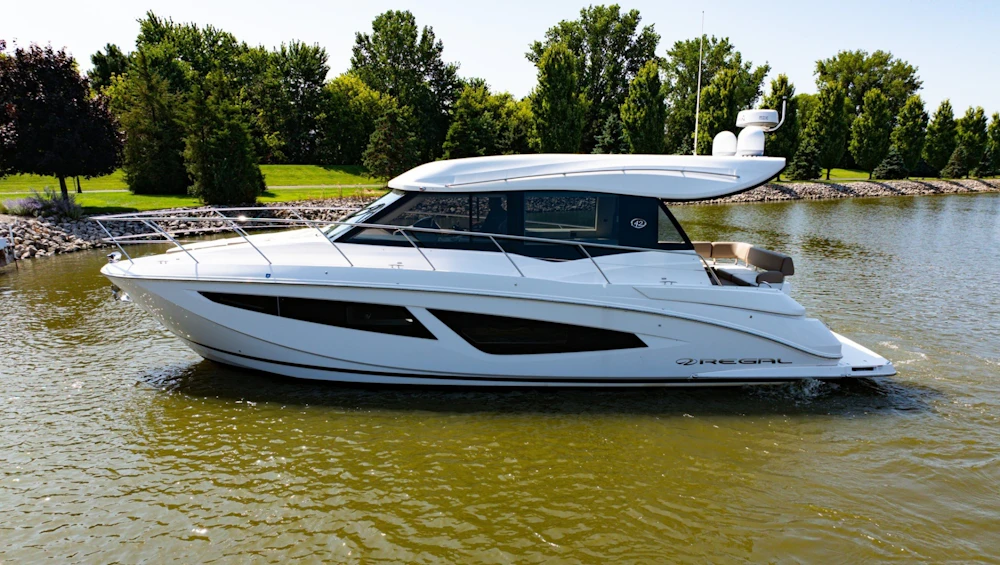 Regal 42 Grand Coupe Yacht For Sale