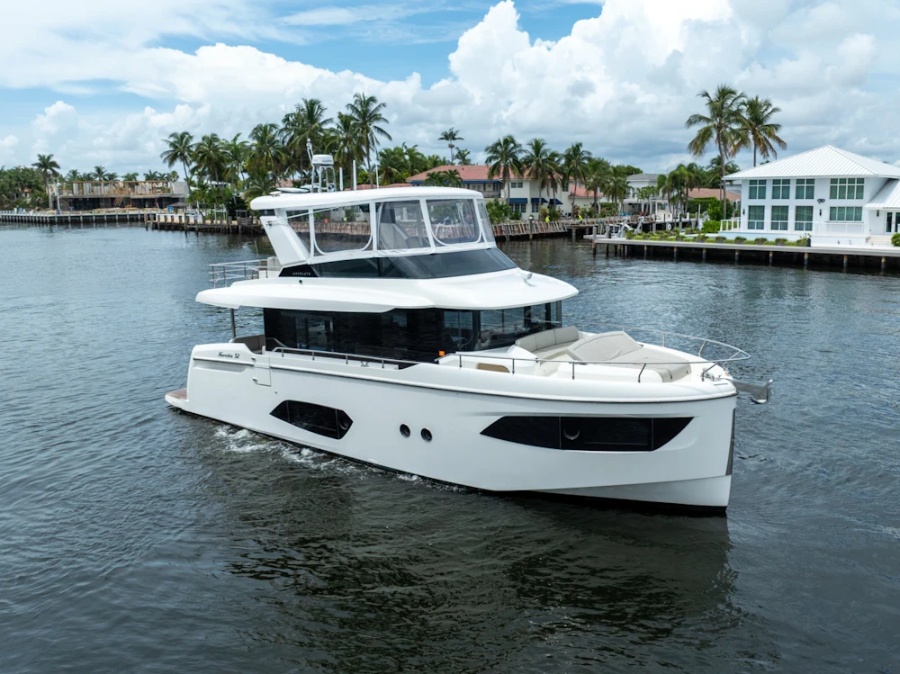Absolute Navetta 52 Yacht For Sale