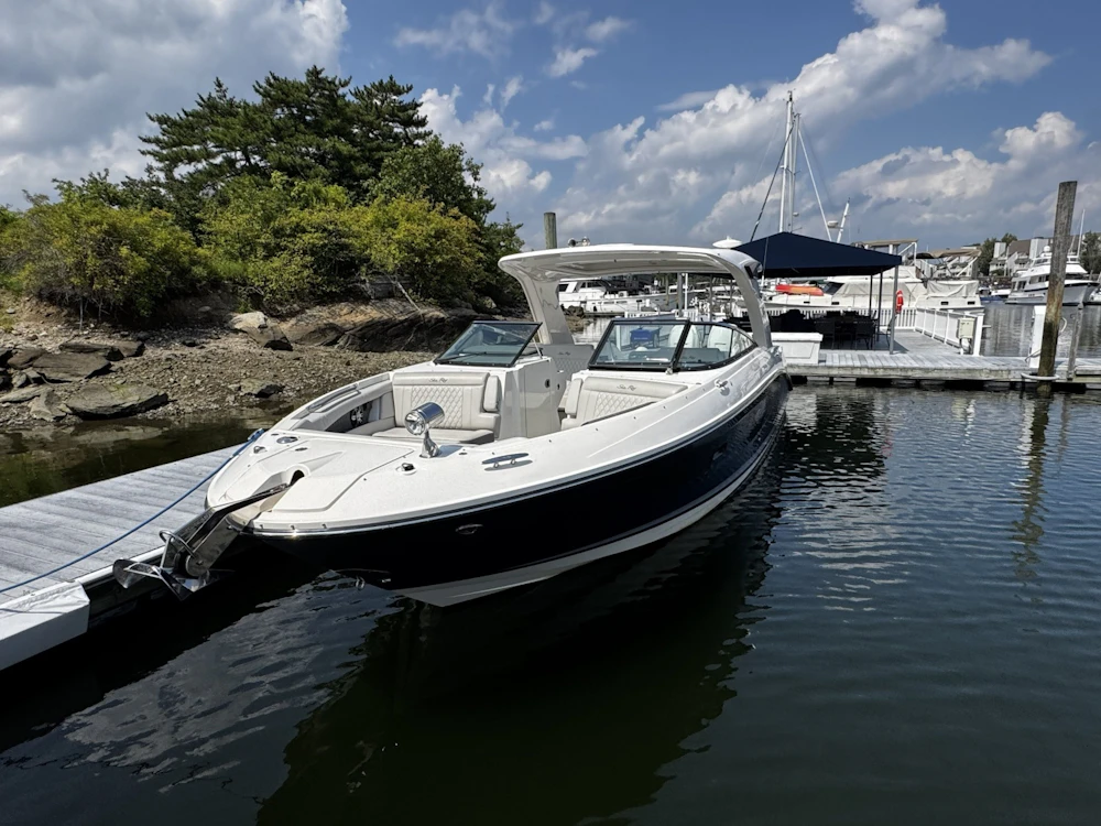 Sea Ray 350 SLX Yacht For Sale