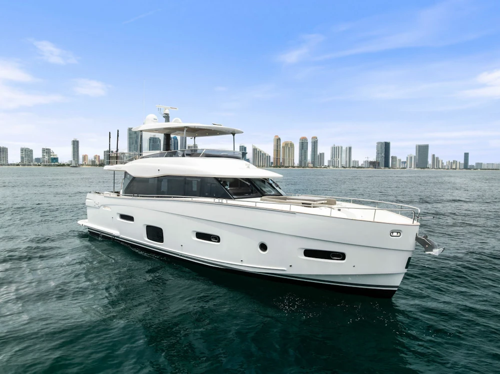 Azimut Magellano 66 Yacht For Sale