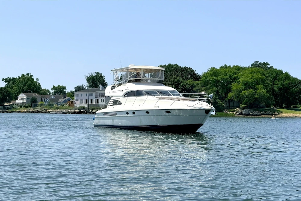 Fairline Squadron 55 Yacht For Sale