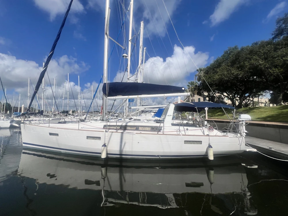 Beneteau Oceanis 45 Yacht For Sale