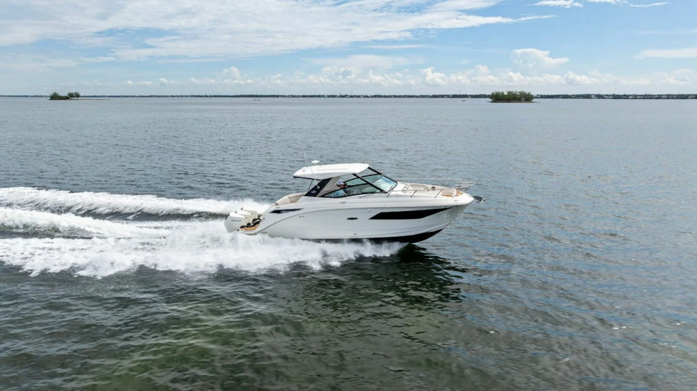 Sea Ray Sundancer 320 Outboard Yacht For Sale