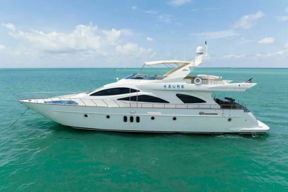 Azimut 80 Carat Yacht For Sale