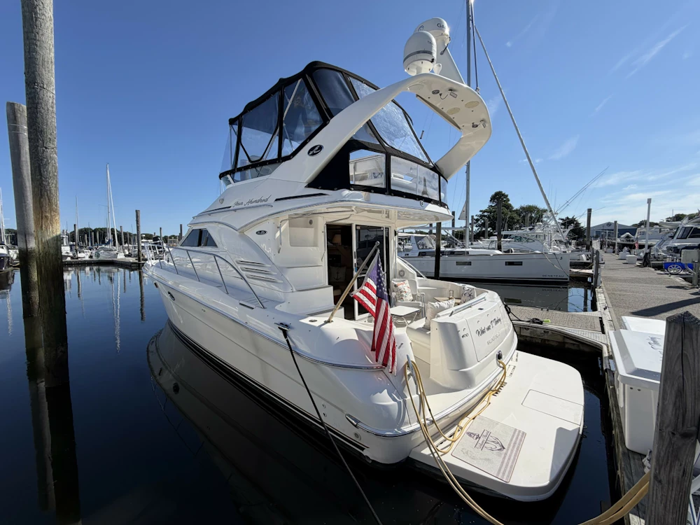 Sea Ray 400 Sedan Bridge Yacht For Sale