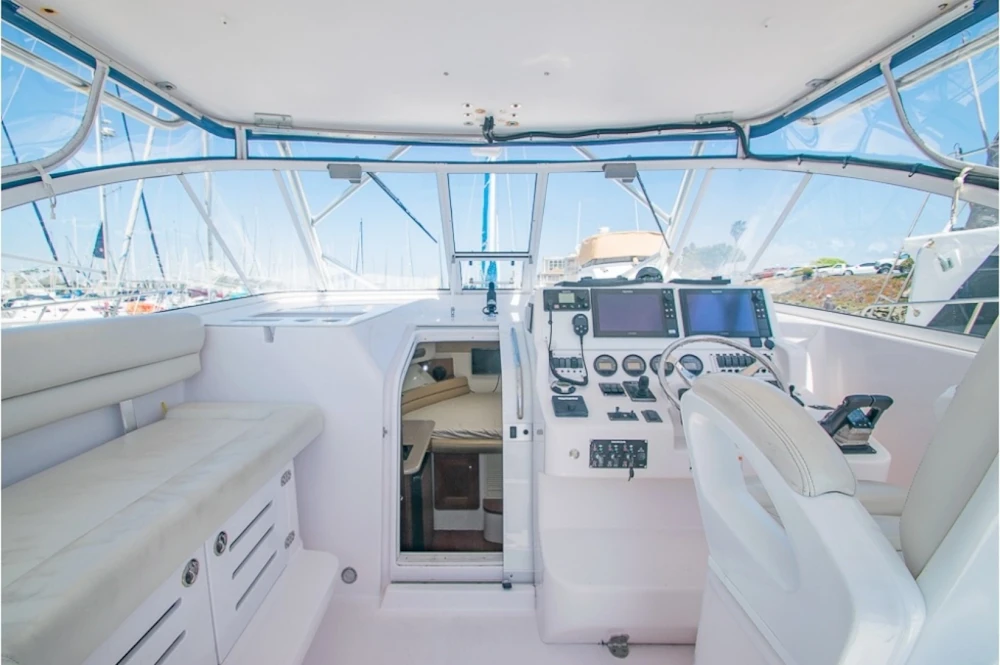 Pro-Line 35 EXPRESS Yacht For Sale