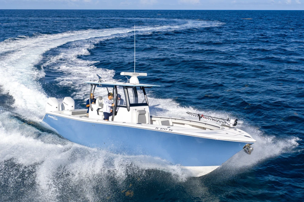Front Runner 33 Center Console Yacht For Sale