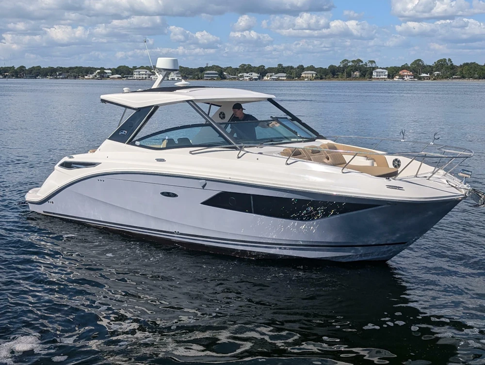 Sea Ray Sundancer 320 Yacht For Sale