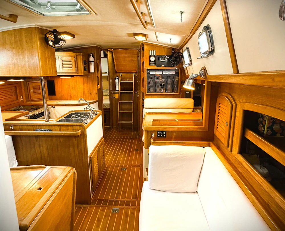Pacific Seacraft 40 Yacht For Sale