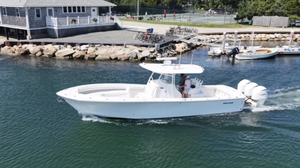 Regulator 34CC Yacht For Sale