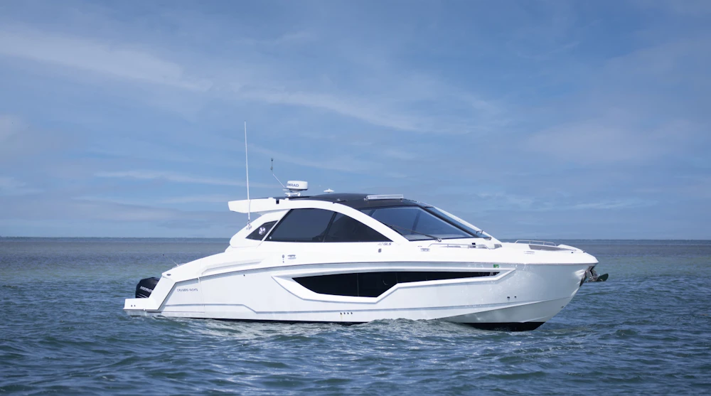 Cruisers Yachts 42 GLS OB Yacht For Sale
