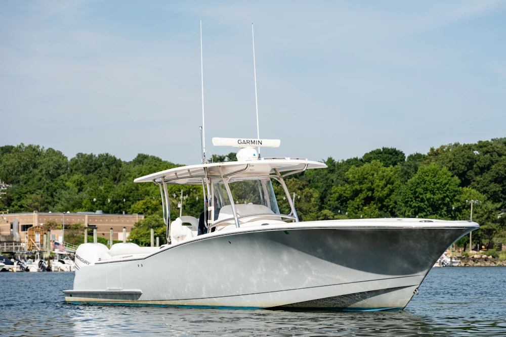 Mag Bay CC Yacht For Sale