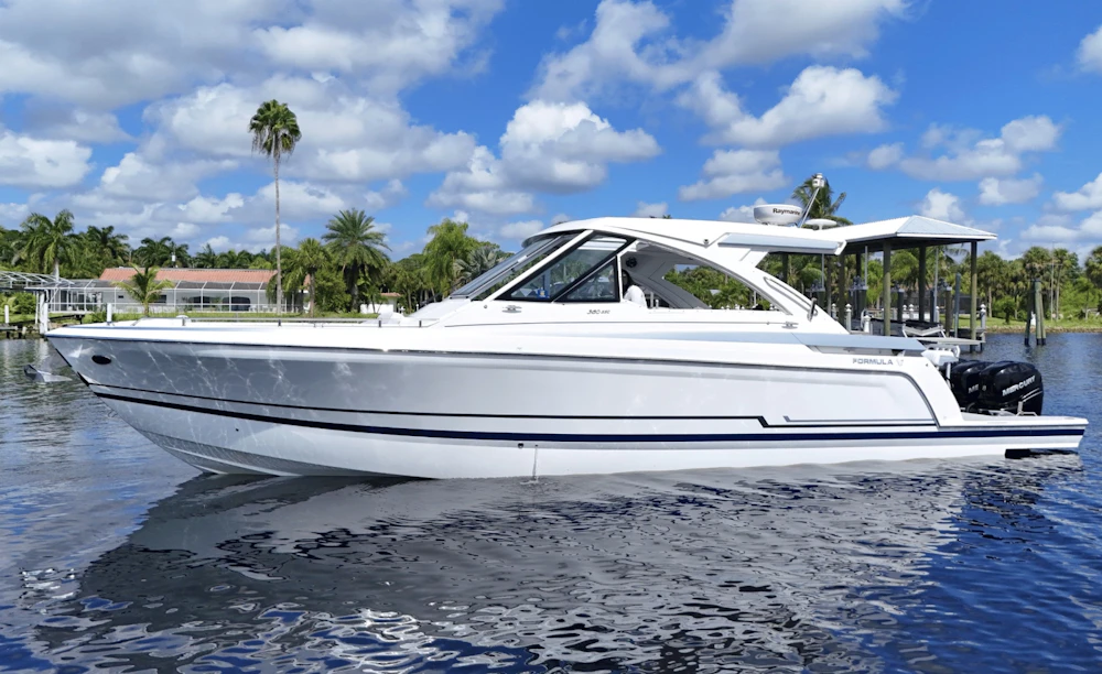 Formula 38 Super Sport Crossover Yacht For Sale