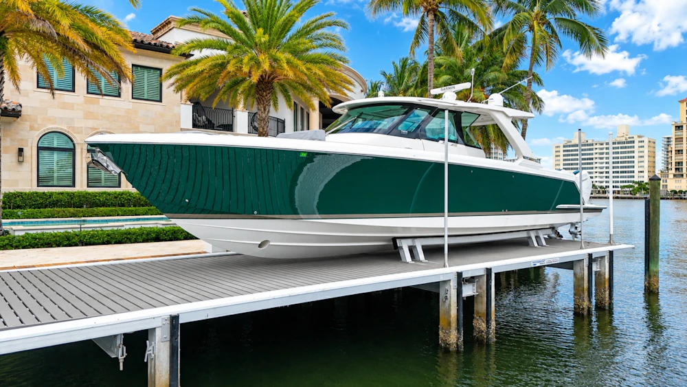 Tiara Yachts 48 LS Yacht For Sale
