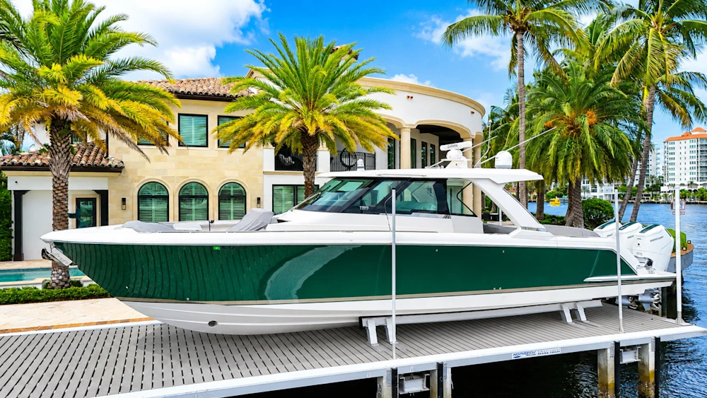 Tiara Yachts 48 LS Yacht For Sale