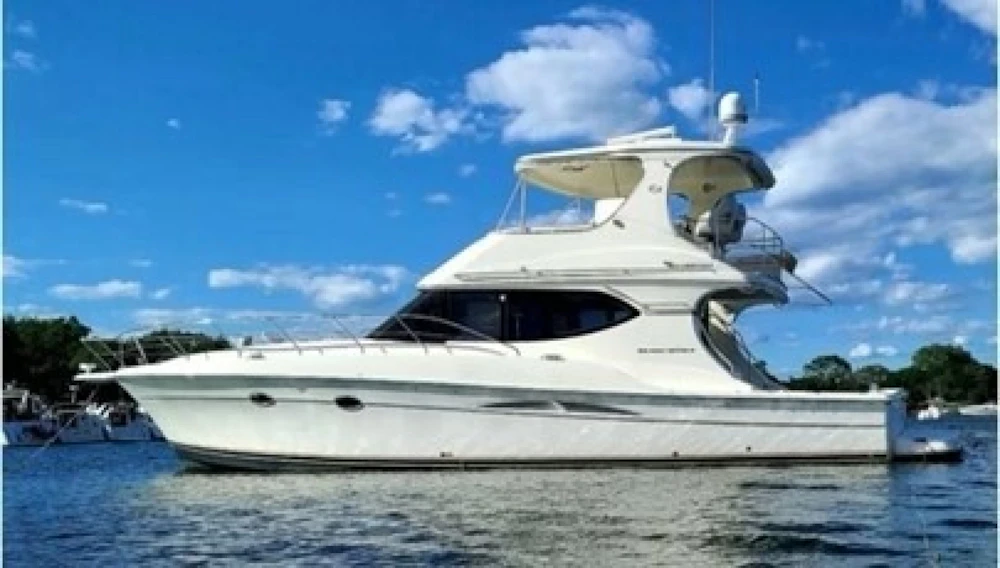 Silverton 50 Convertible Yacht For Sale