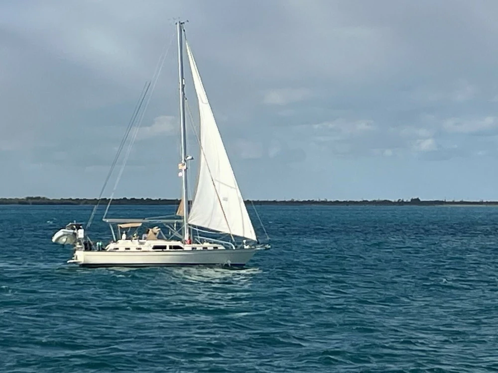 Island Packet 465 Yacht For Sale