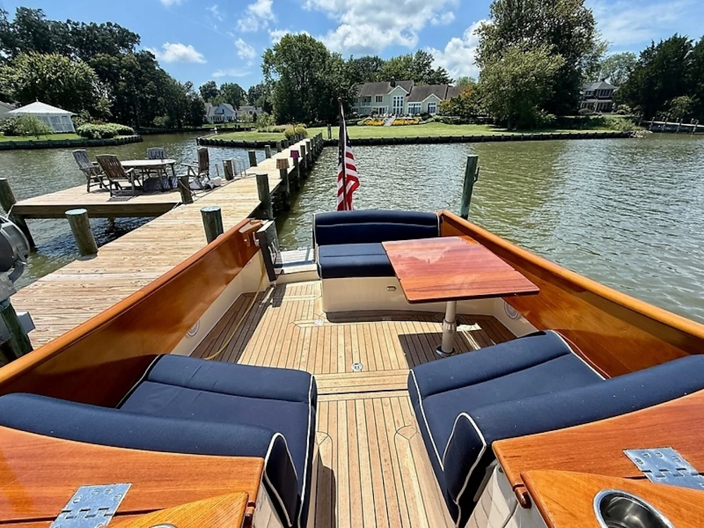 Hinckley Talaria 34 Yacht For Sale