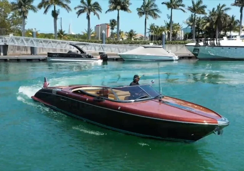 Riva 33 Aquariva Yacht For Sale