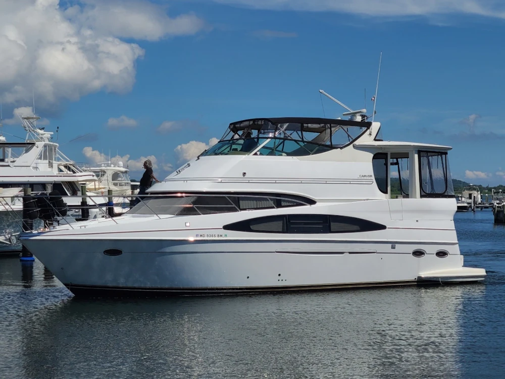 Carver  Yacht For Sale