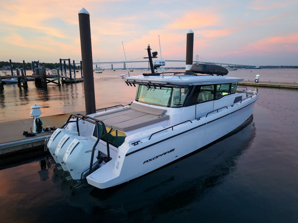 Axopar 45 XC Cross Cabin Aft Cabin Yacht For Sale