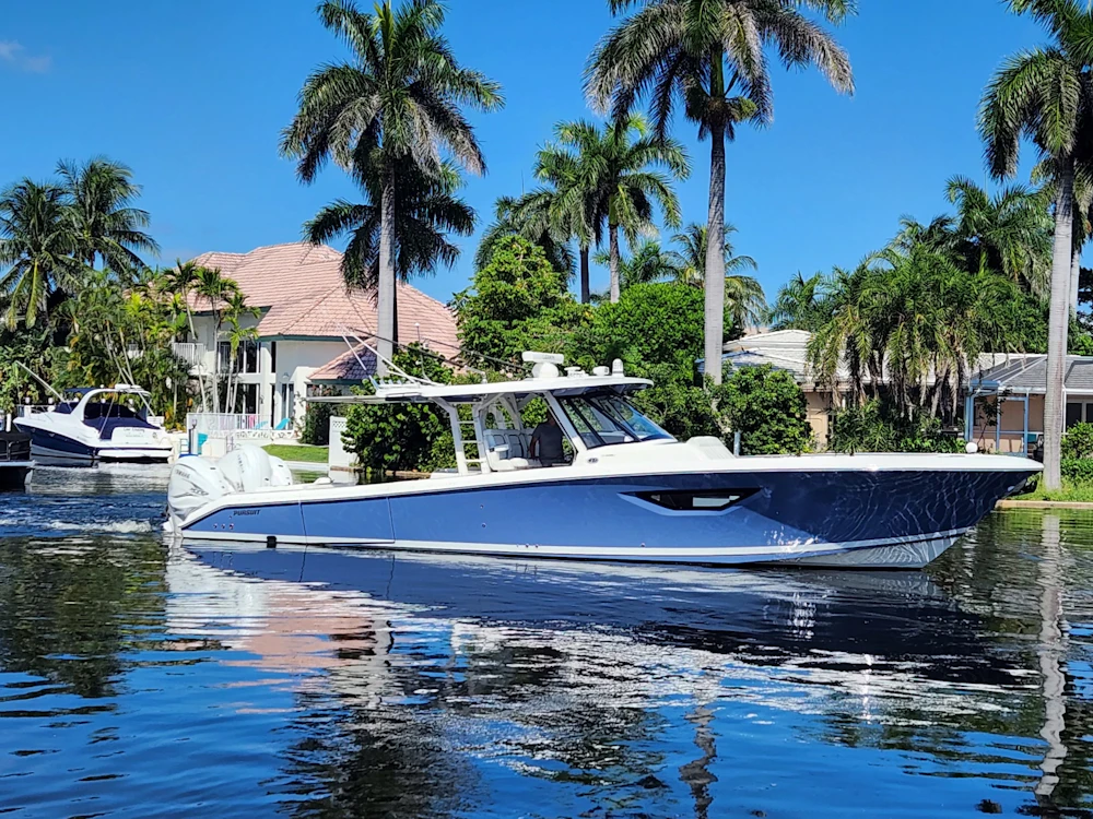 Pursuit S 428 Sport Yacht For Sale