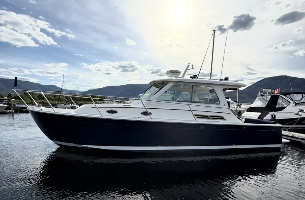 Back Cove 33 Yacht For Sale