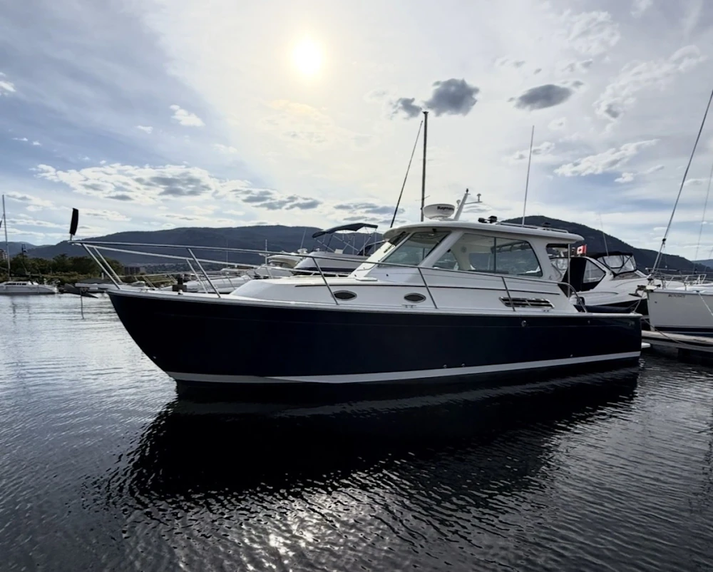 Back Cove 33 Yacht For Sale