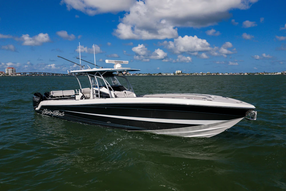 Nor-Tech 392 Super Fish Yacht For Sale
