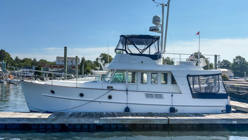 Beneteau SWIFT TRAWLER 42 Yacht For Sale