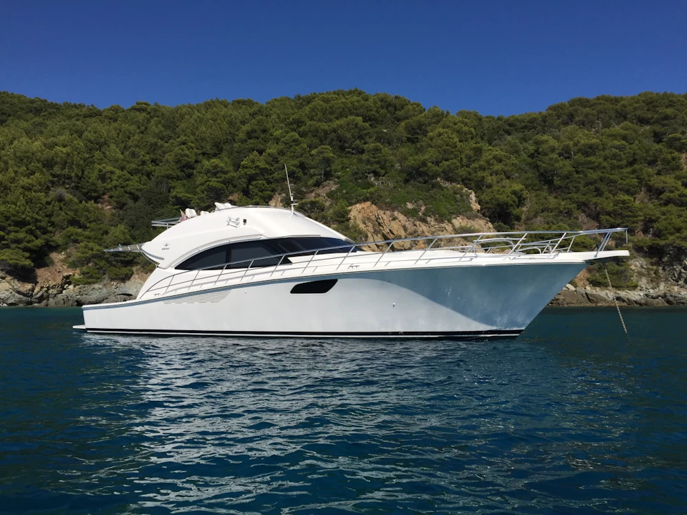 Bertram 540 Yacht For Sale