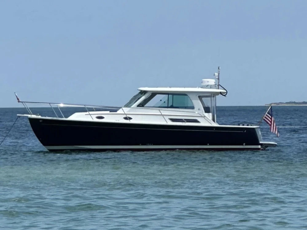 Back Cove 33 Yacht For Sale