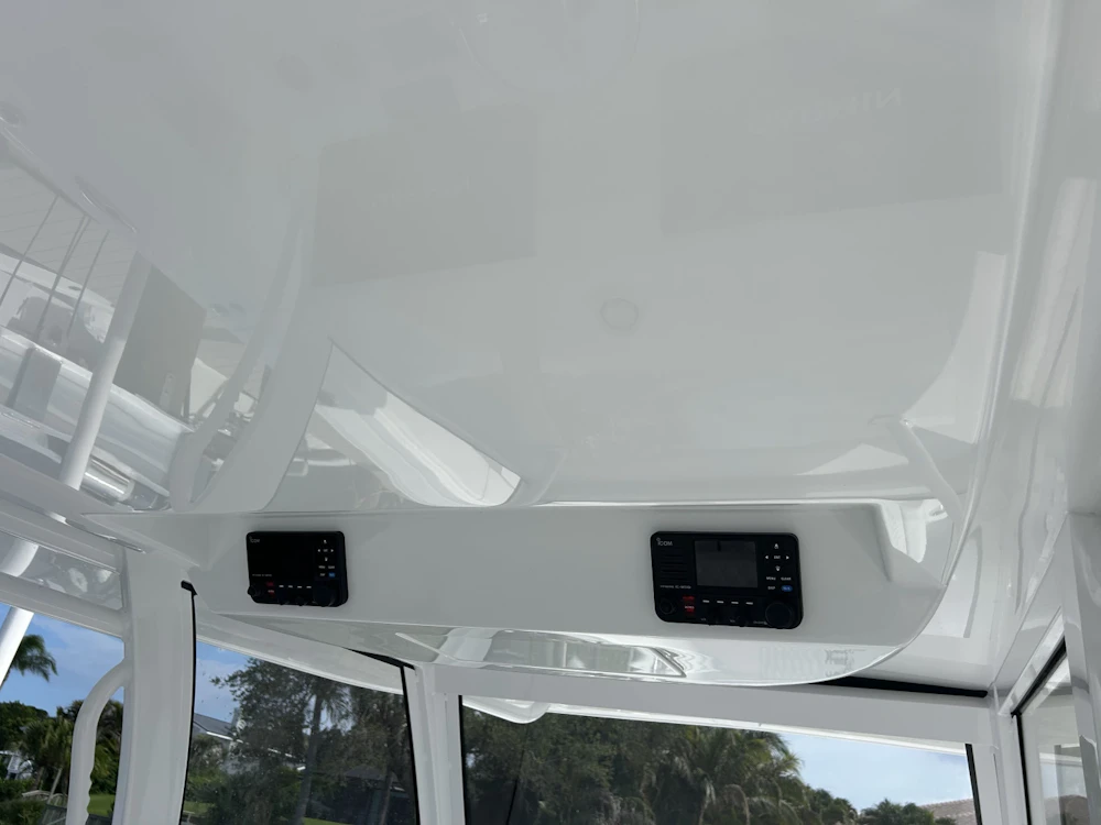 Front Runner 43 Yacht For Sale