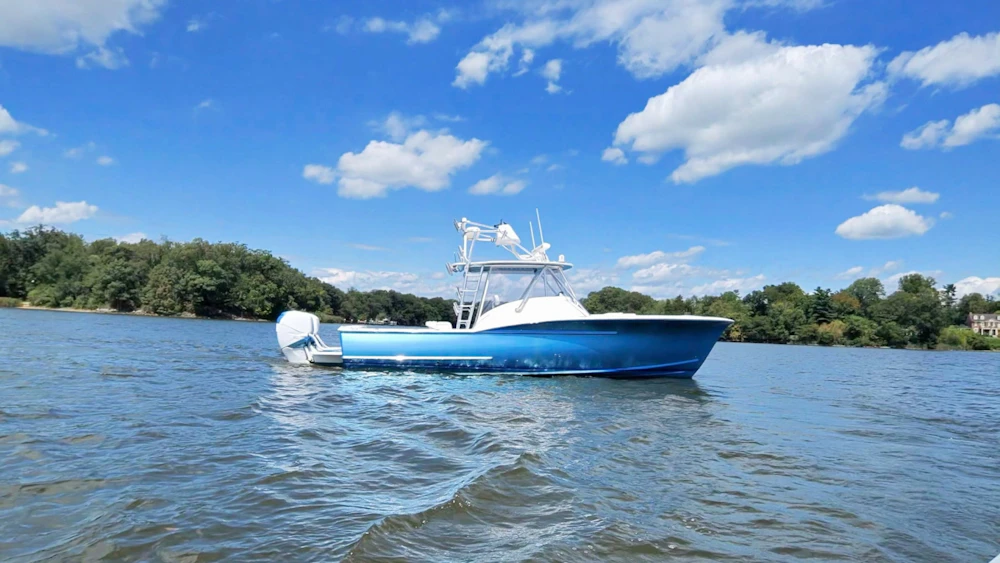 Jarrett Bay 32 Walk Around Yacht For Sale