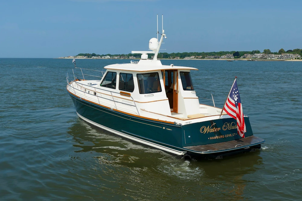 Alden 52 Salon Express Yacht For Sale