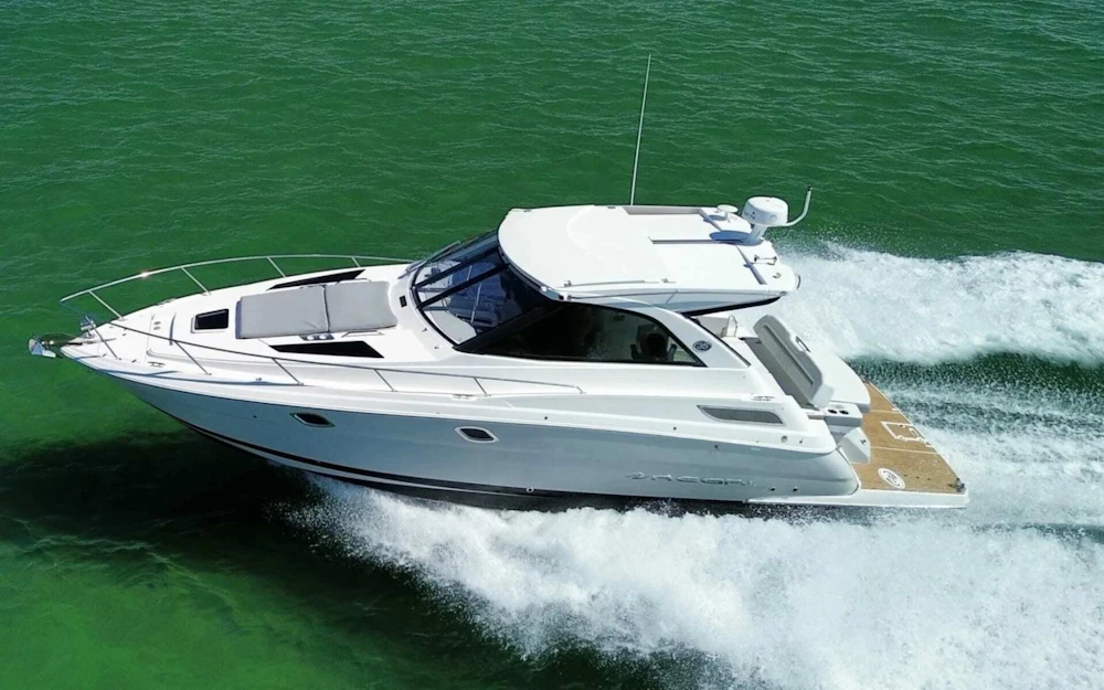 Regal 35 Sport Coupe Yacht For Sale