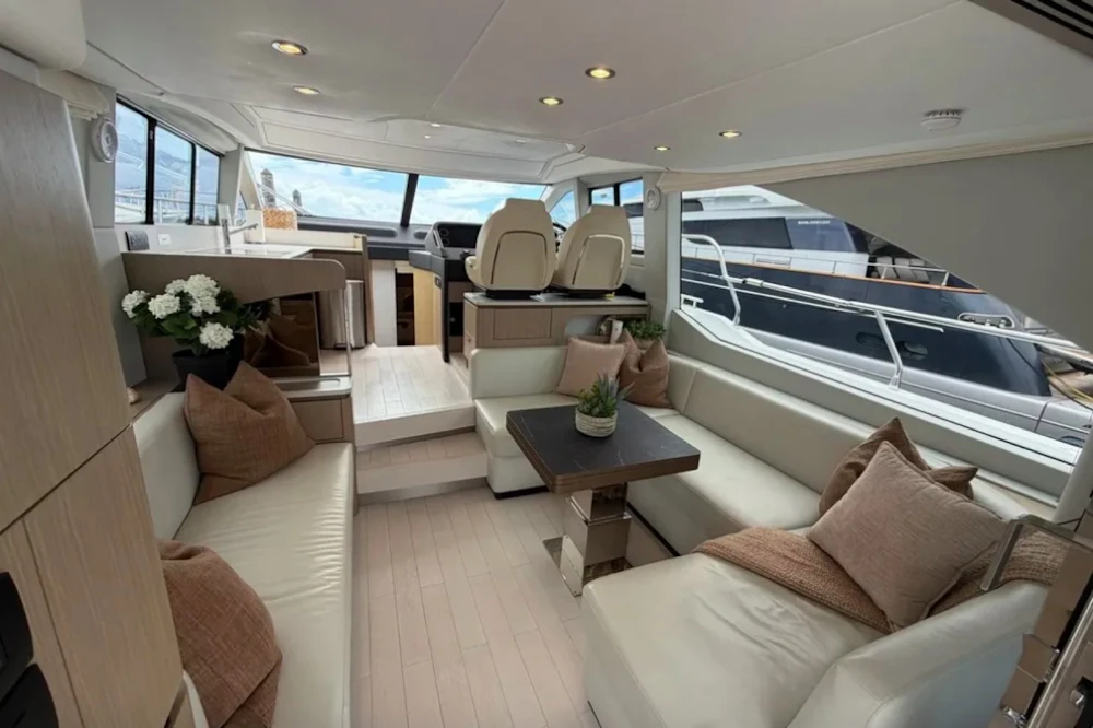 Azimut 50 Fly Yacht For Sale