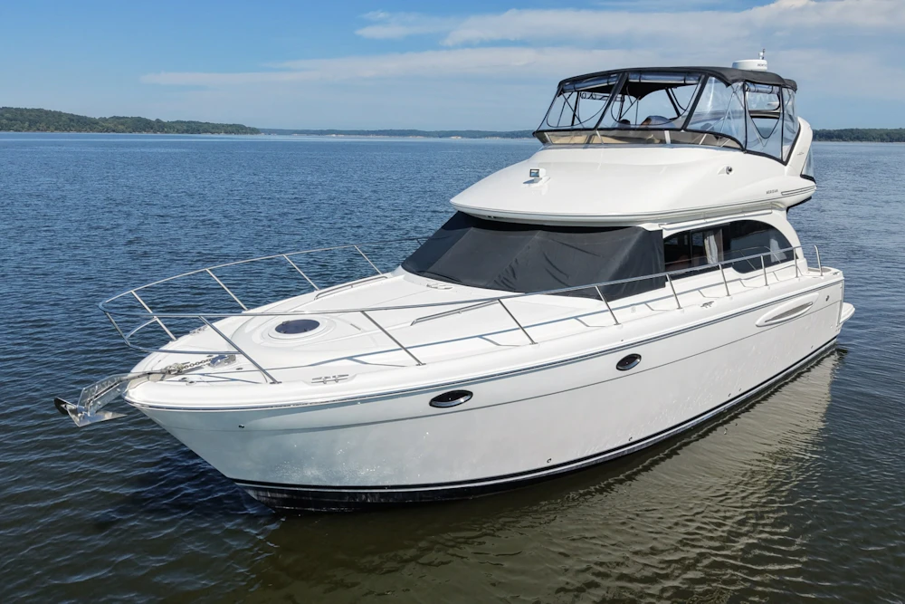Meridian 411 Sedan Yacht For Sale