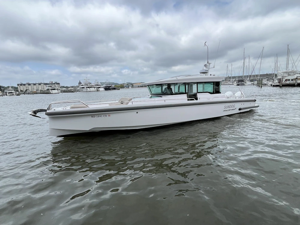 Axopar 37 XC Cross Cabin Yacht For Sale