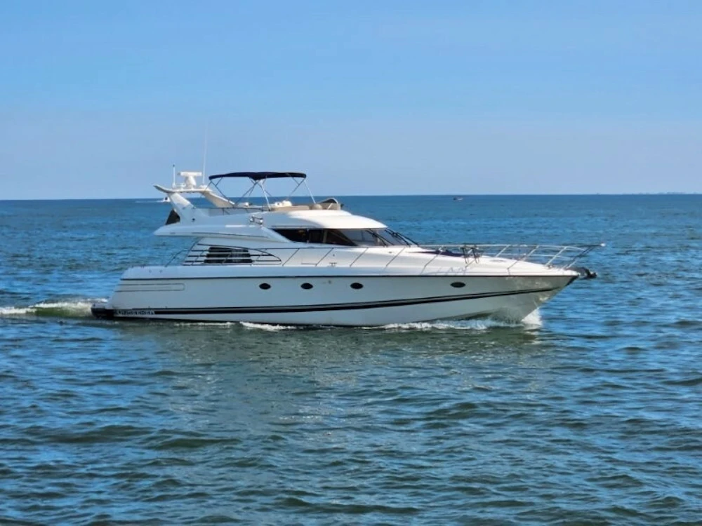 Sunseeker 62 Manhattan Yacht For Sale