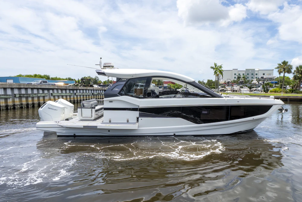 Galeon 375 GTO Yacht For Sale
