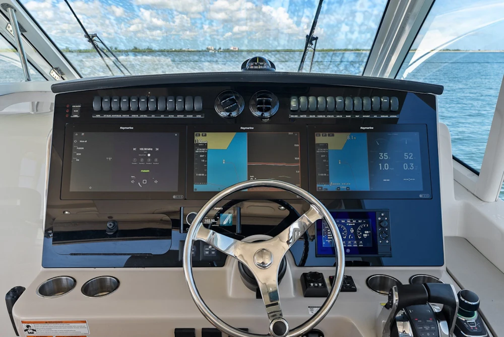 Boston Whaler 380 Realm Yacht For Sale