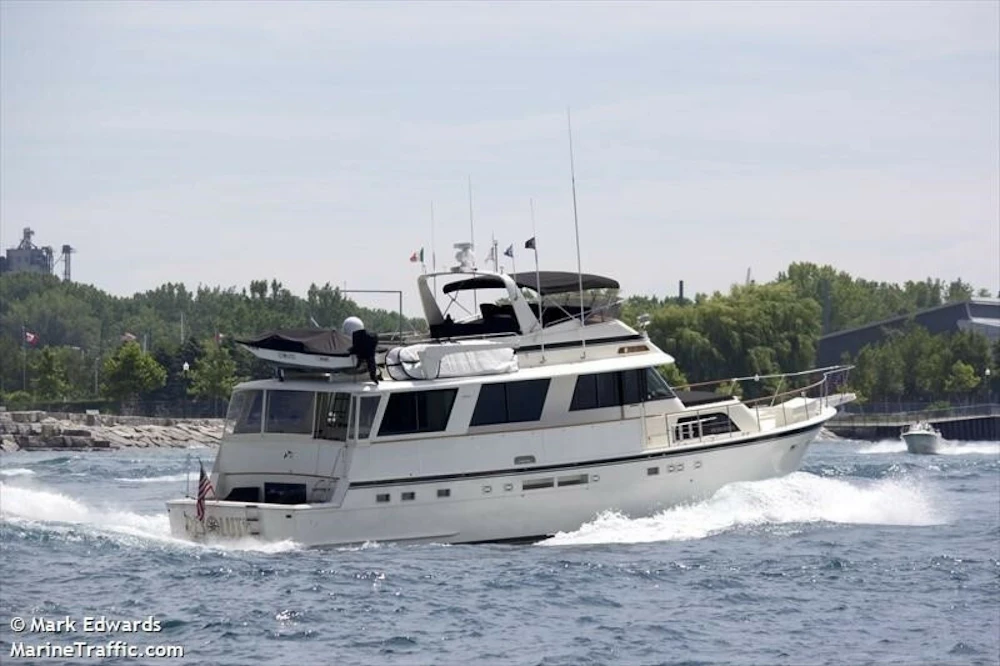 Hatteras CPMY Yacht For Sale